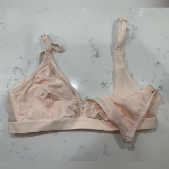 NWT Lively Wireless Nursing Bra - Picture 2 of 8